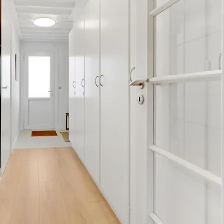 아파트 Beliggende Pa 1 Sal Sj3225 *